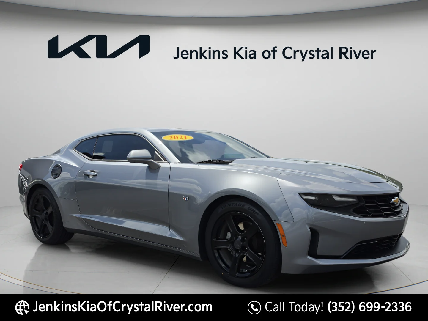 Used 2021 Satin Steel Gray Metallic Chevrolet 1LT image 2