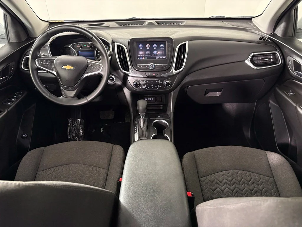 Used 2024 White Chevrolet LT image 32