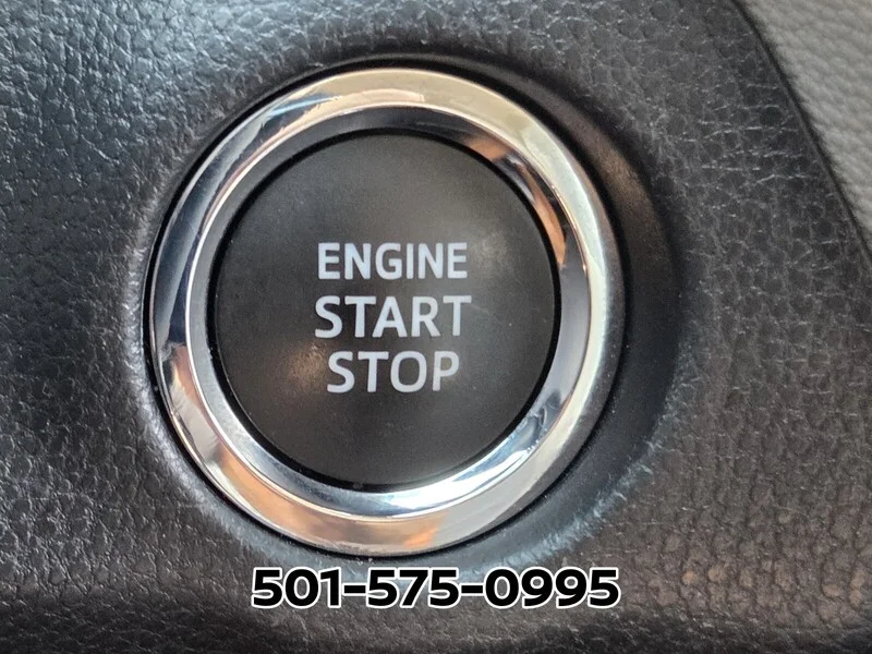Used 2025 Silver Sky Metallic TOYOTA XLE PREMIUM FWD image 26