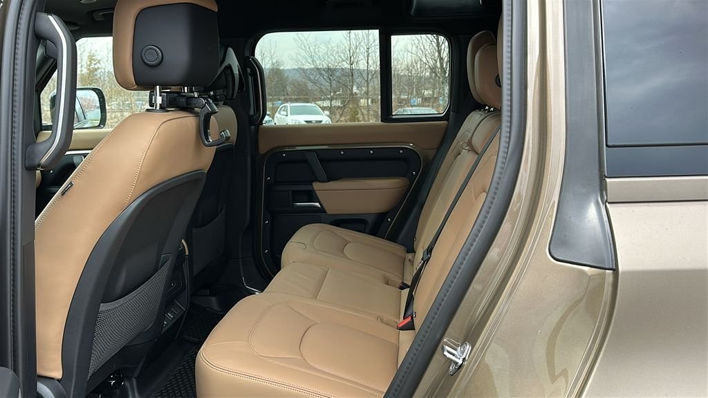 New 2026 Gondwana Stone LAND ROVER X-Dynamic SE image 19
