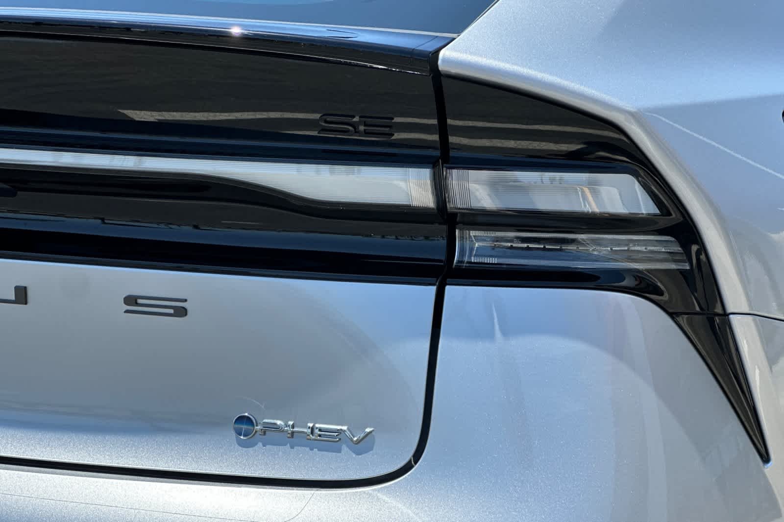 New 2026 Cutting Edge Toyota  SE image 26