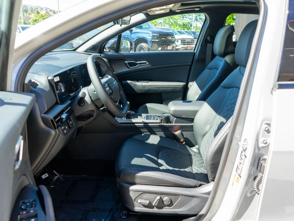 New 2026 Wolf Gray Kia X-Line image 11