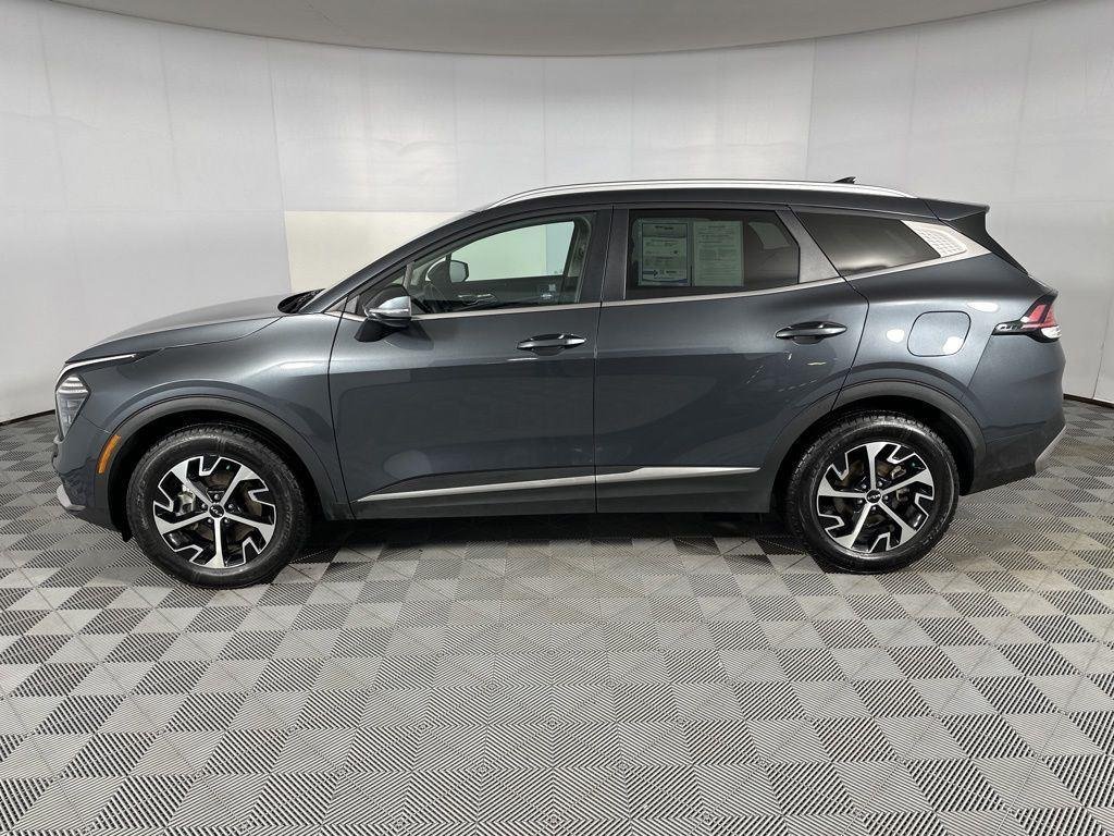 Used 2025 Gravity Gray Kia EX image 16