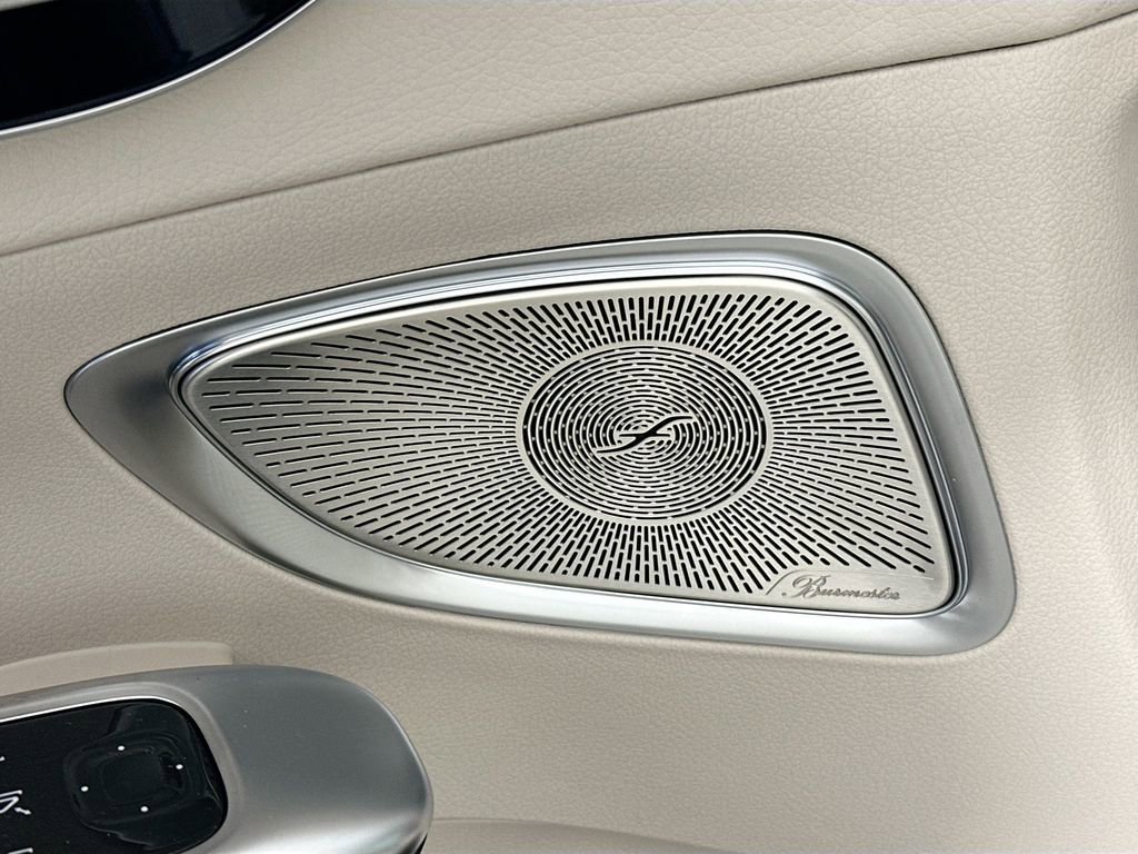 New 2026 Selenite Grey Metallic Mercedes-Benz C 300 image 53