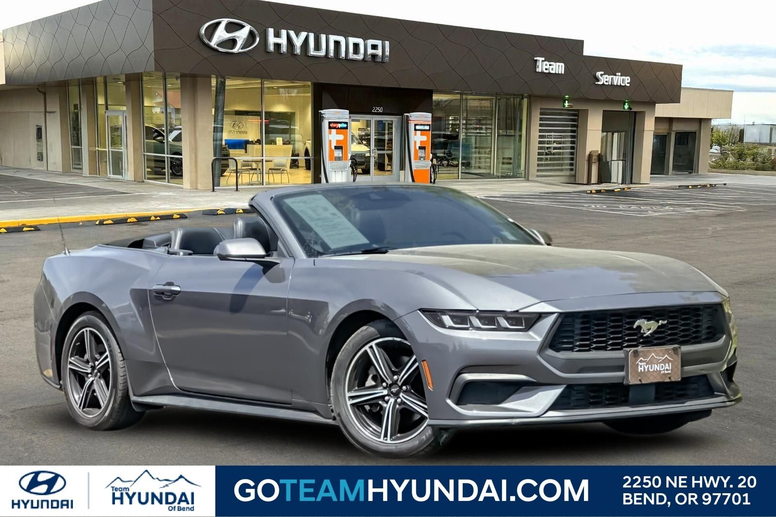2024 Ford Mustang EcoBoost Premium Convertible's photo