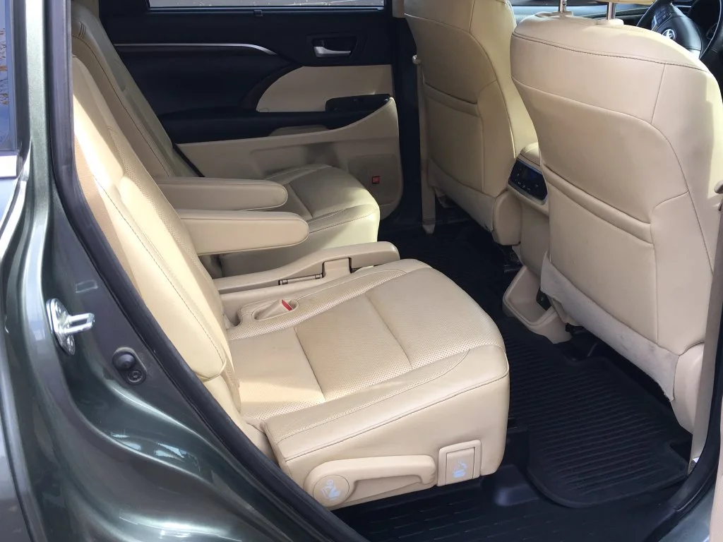 Used 2015 Green Toyota Limited image 8