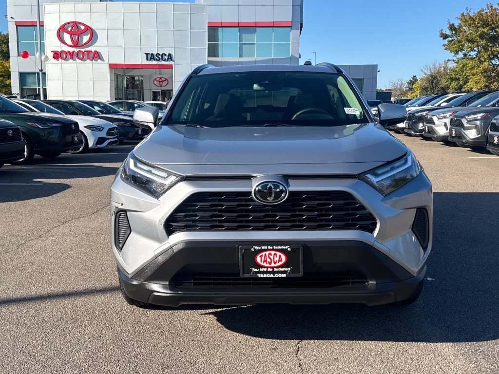 Used 2025 Silver Toyota XLE image 2