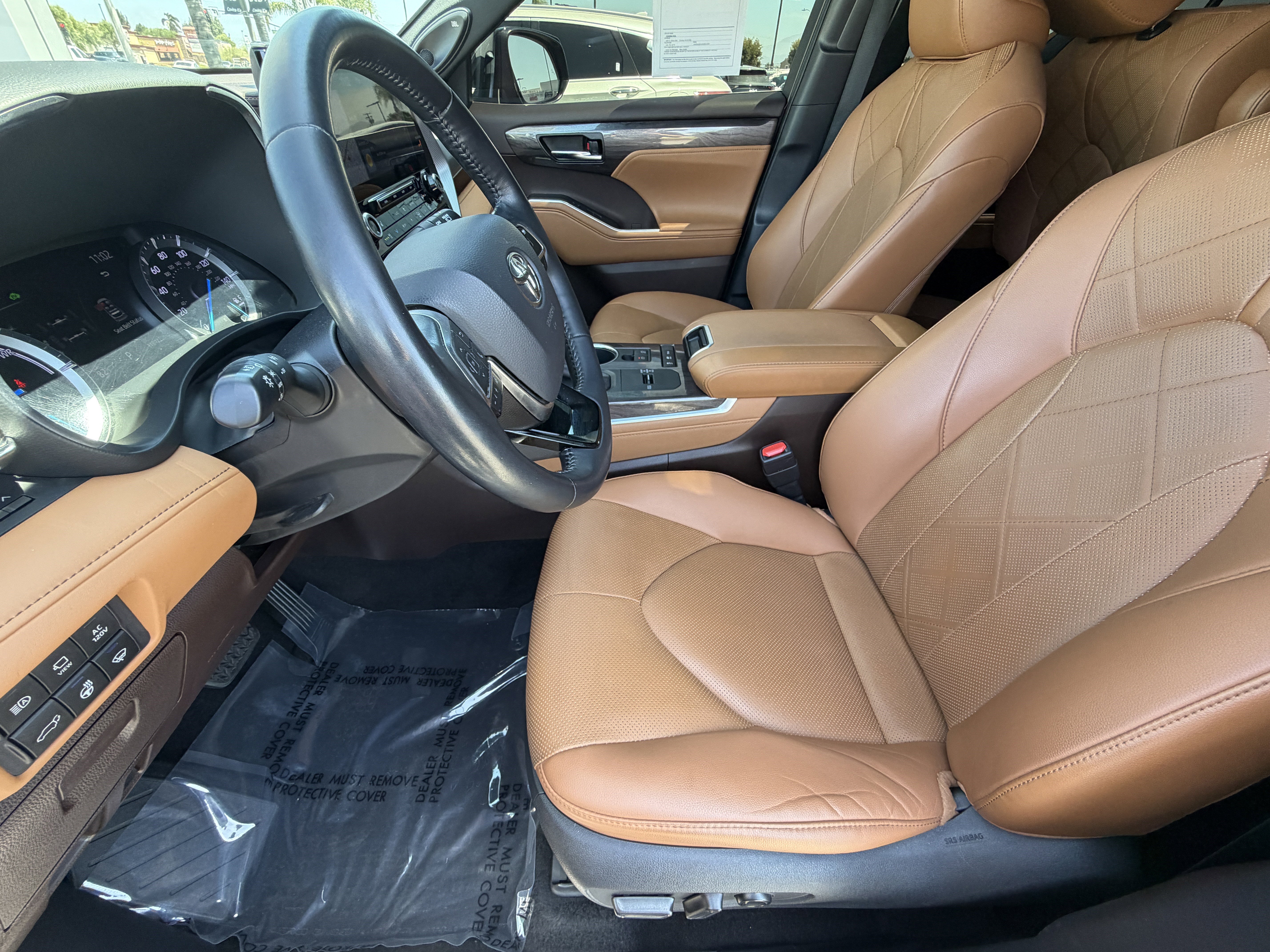 Used 2021 Midnight Black Metallic Toyota Hybrid Platinum image 15