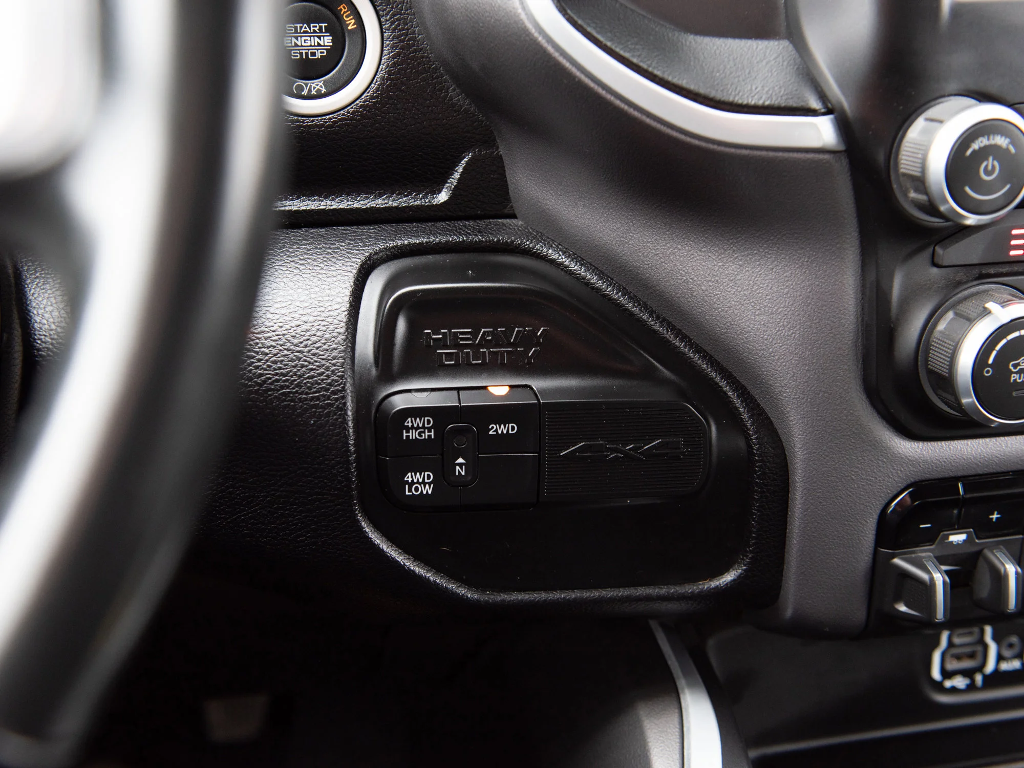 Certified Used 2023 White RAM Big Horn * No Accidents | Cummins Diesel | Apple CarPlay | Remote Start | Heated Seats image 29