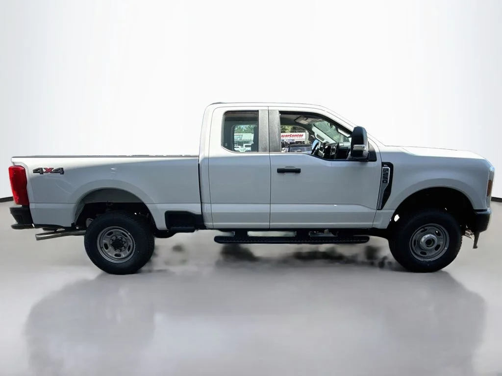New 2026 Oxford White Ford F-250® XL image 8