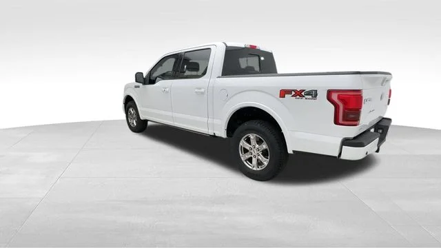 Used 2017 White Ford Lariat image 4