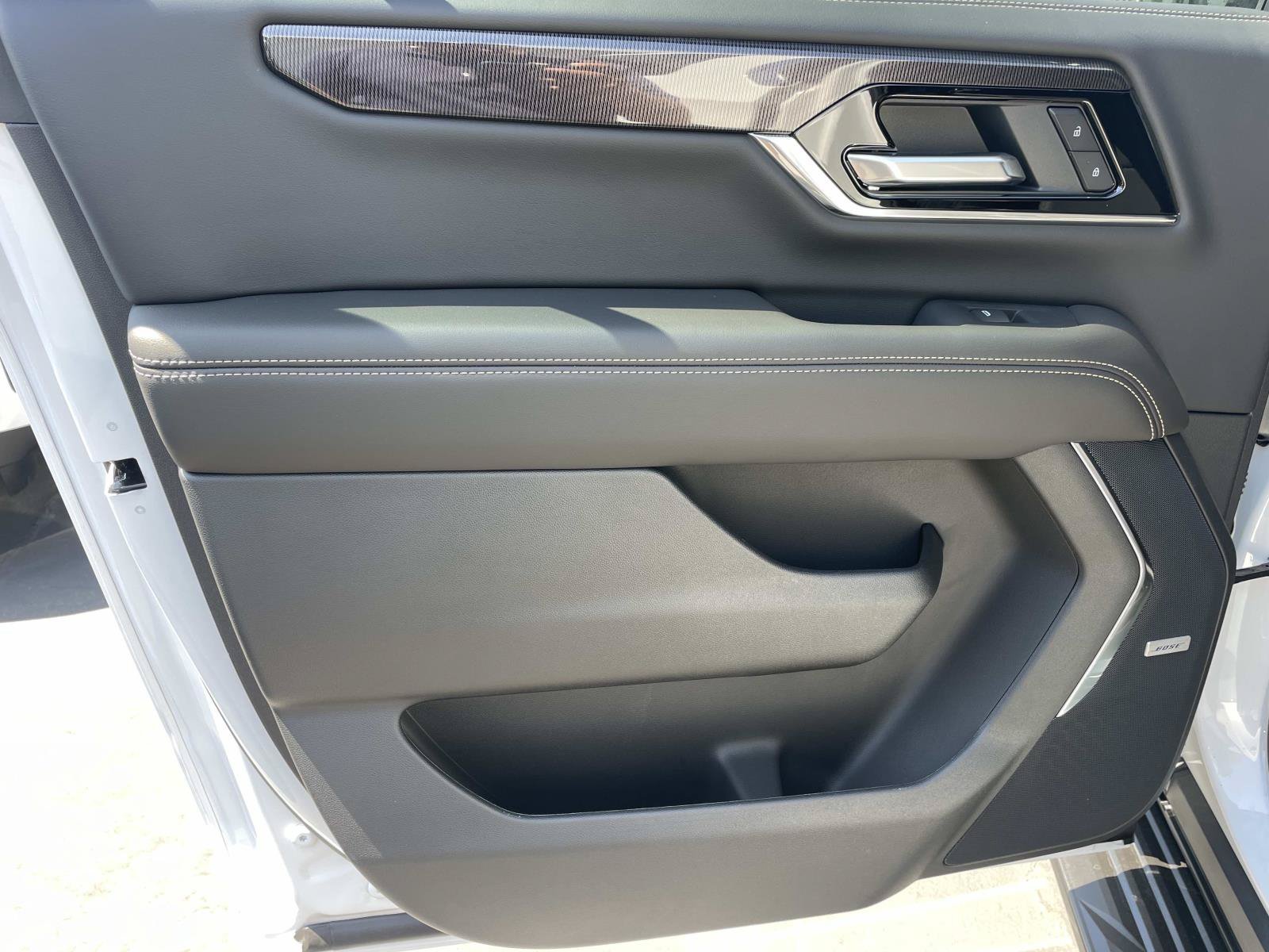 2026 GMC Yukon XL Elevation - Photo 23