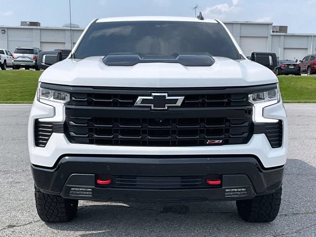 Used 2024 Summit White Chevrolet LT Trail Boss image 4