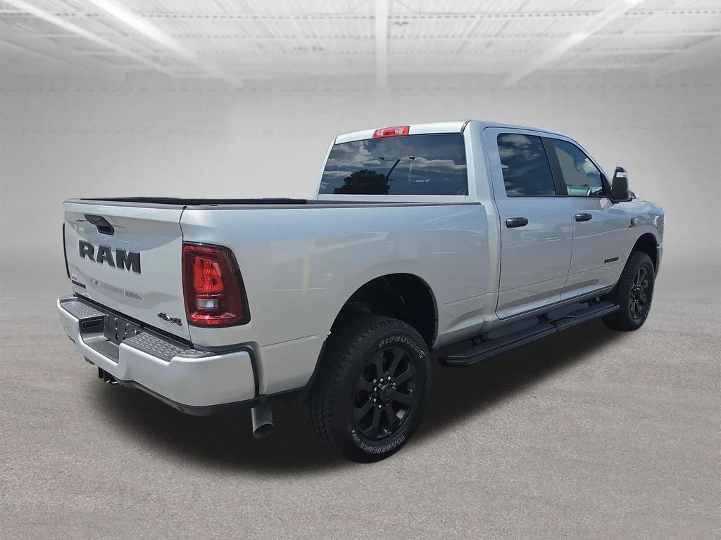 New 2026 Silver-Zynith Exterior Paint RAM Big Horn image 5