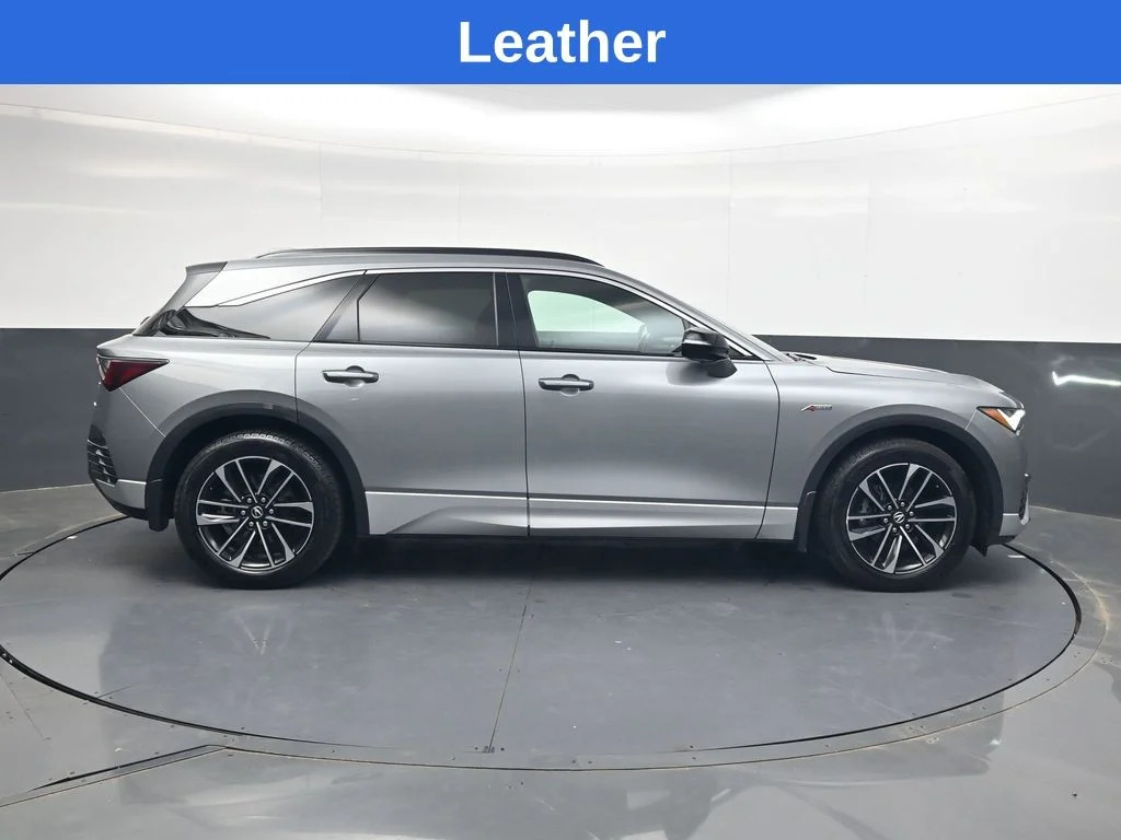 Used 2024 Mercury Silver Metallic Acura Base image 3