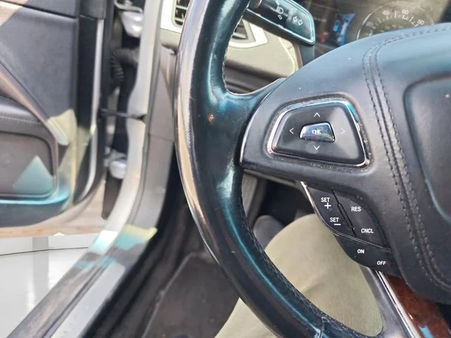 Used 2017 Silver Lincoln Reserve image 30