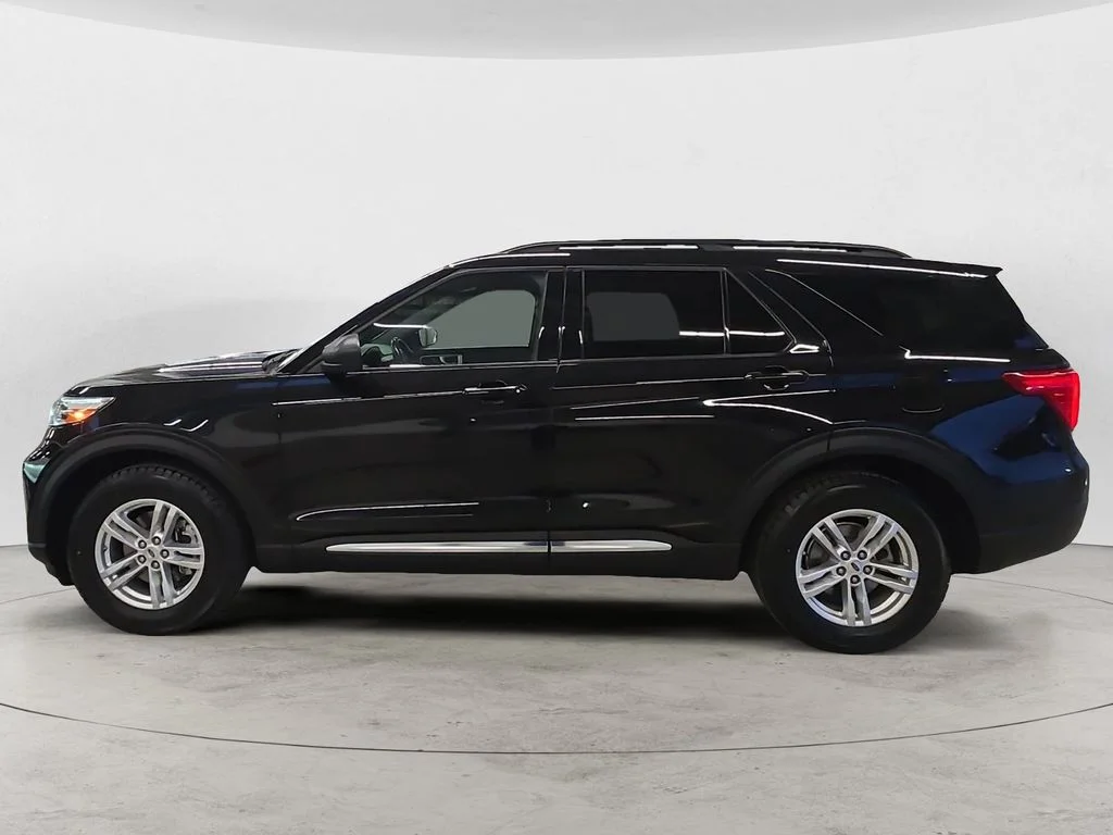 Used 2020 Black Ford XLT image 8