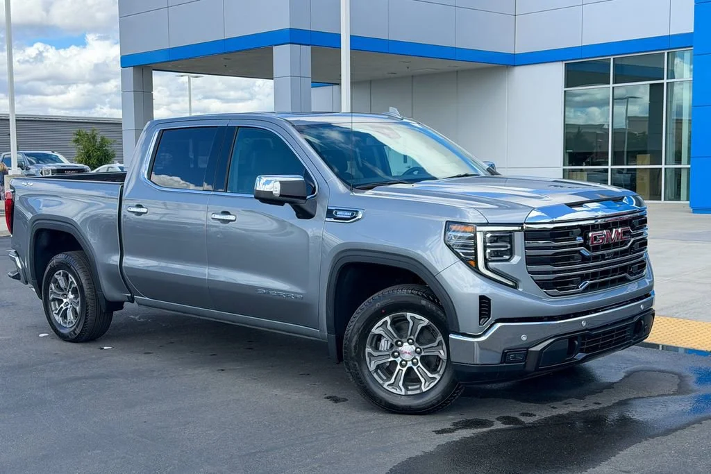 New 2026 Sterling Metallic GMC SLT image 2