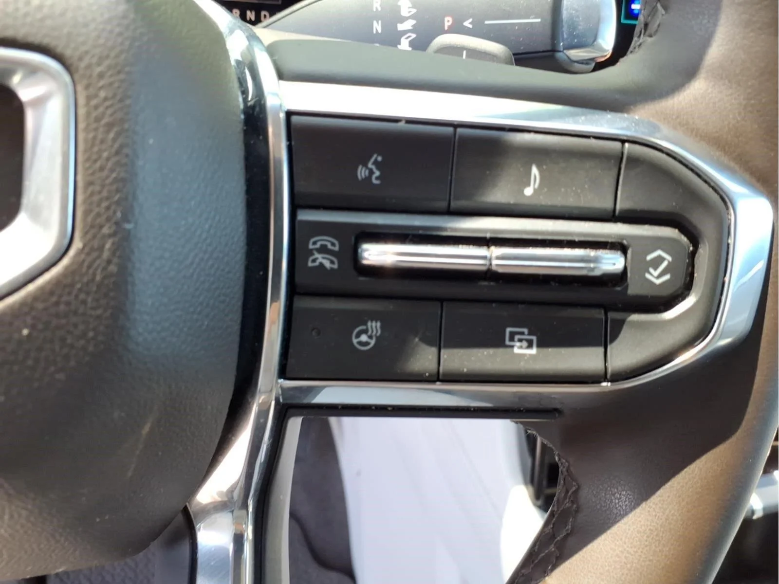 Used 2026 Sterling Metallic GMC Denali image 22