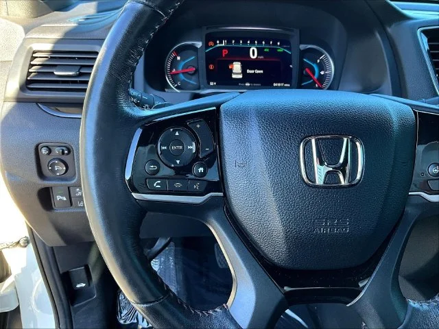 Used 2021  Honda Black Edition image 13