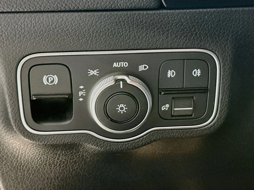 Certified Used 2024 Night Black Mercedes-Benz GLA 250 image 11