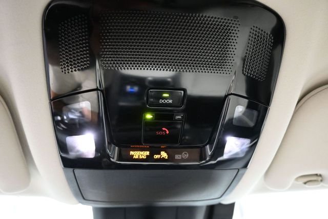 Used 2024 White Lexus 350 image 40