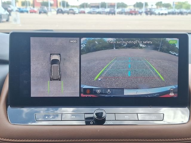 Used 2024 Gray Nissan Platinum image 13