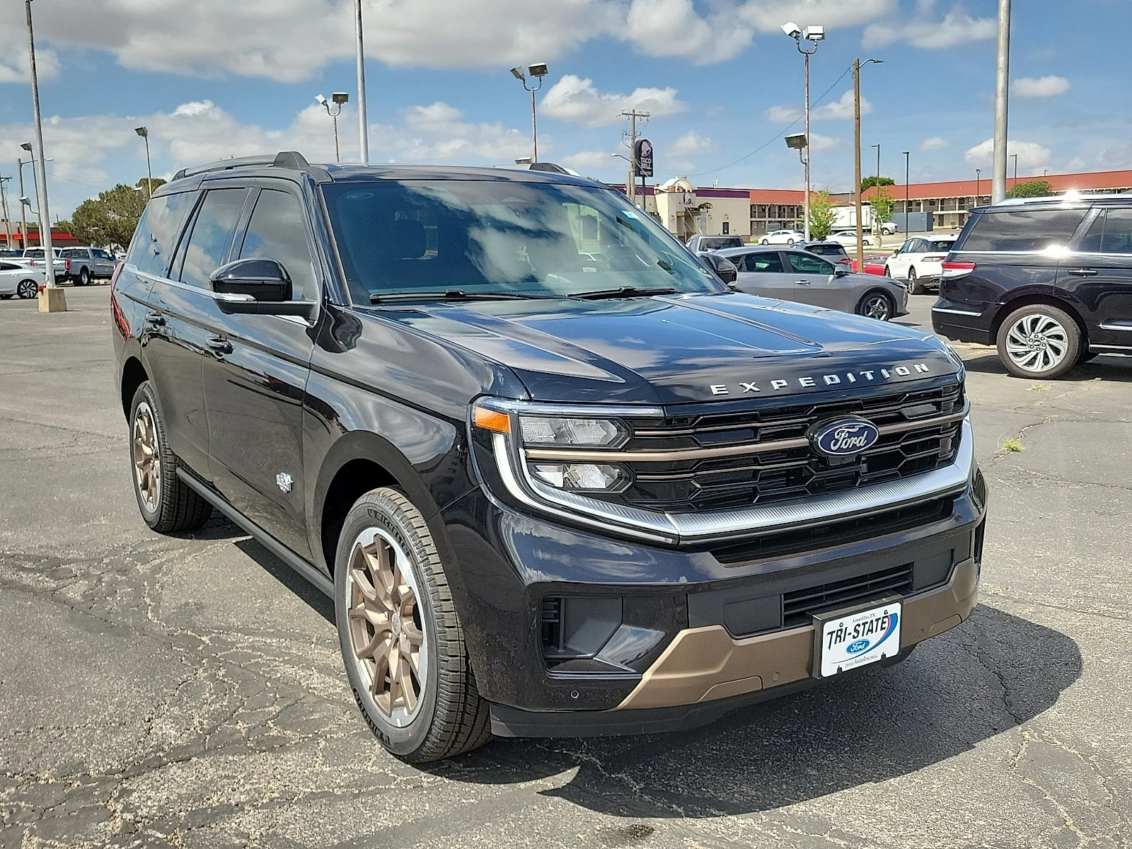 New 2026 Agate Black Metallic Ford King Ranch&reg; image 6