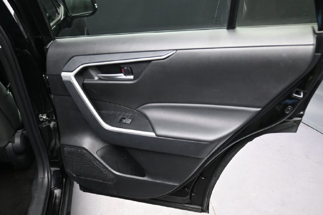 Used 2025 Midnight Black Metallic Toyota XLE image 22