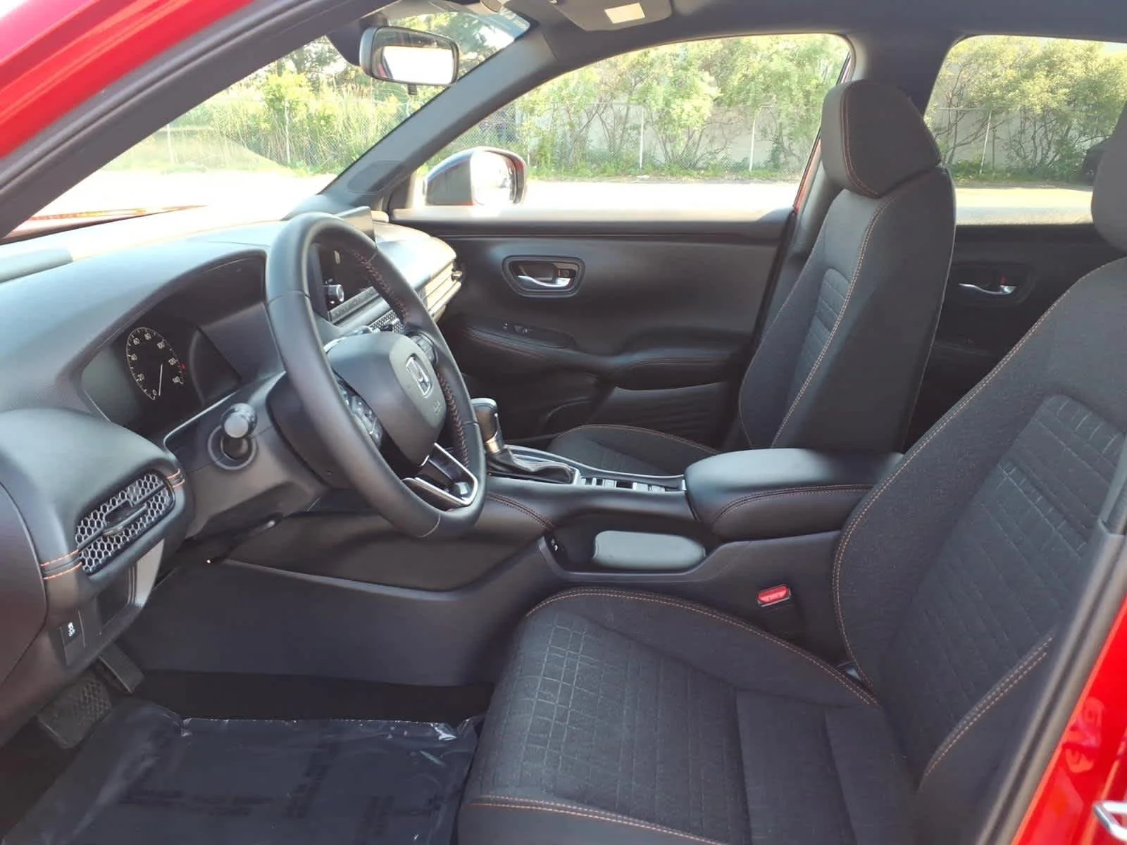 2025 Honda HR-V Sport - Photo 15