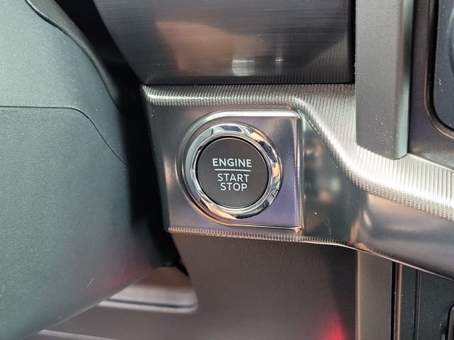 New 2026 Carbonized Gray Metallic Ford Lariat® image 14
