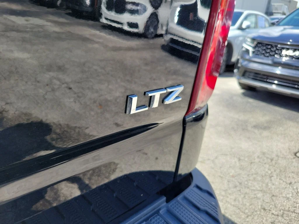 Used 2022 Black Chevrolet LTZ image 10