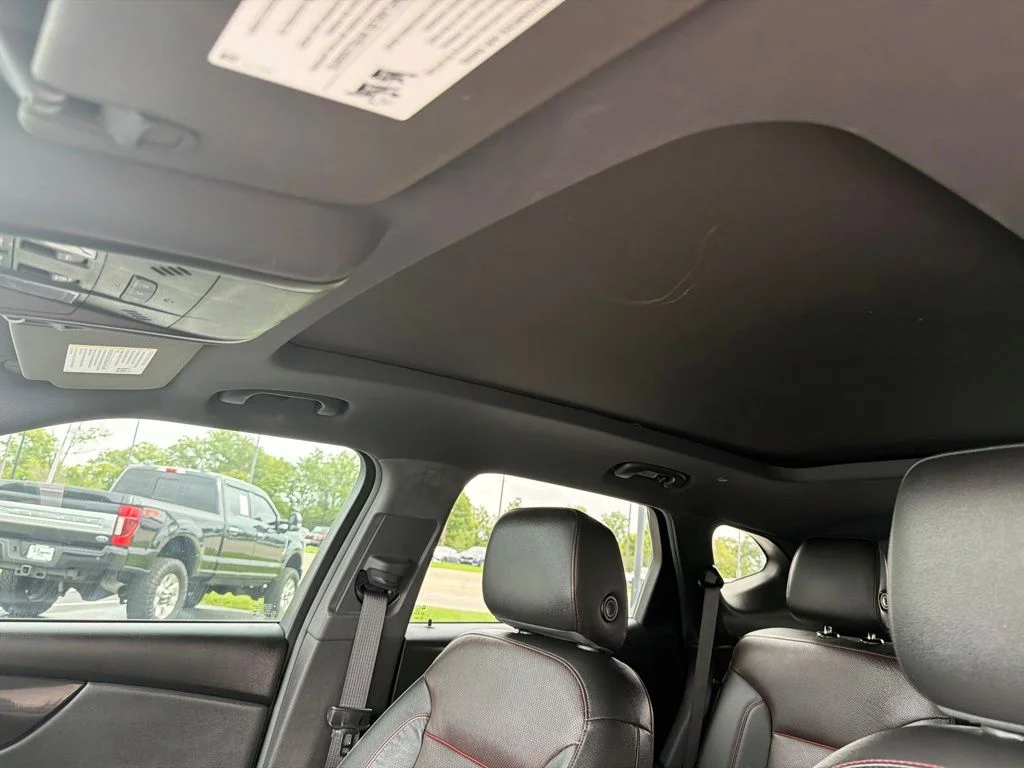 Used 2019 Gray Chevrolet RS image 8