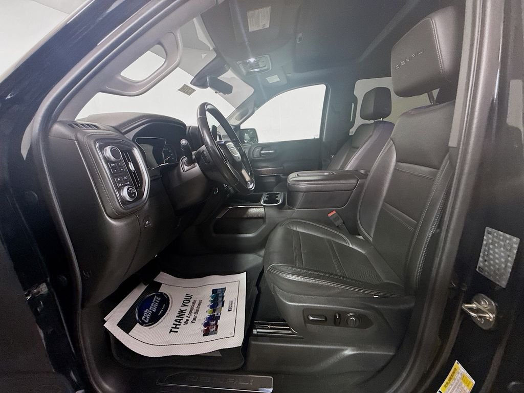 Used 2019 Onyx Black GMC Denali image 23