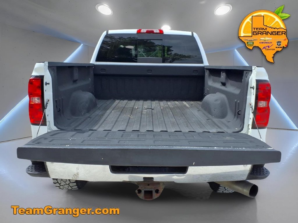 Used 2016 SUMMIT WHITE Chevrolet LTZ image 10