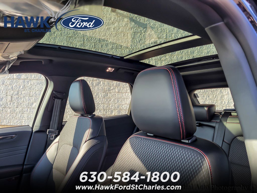 New 2026 Agate Black Metallic Ford ST-Line image 9