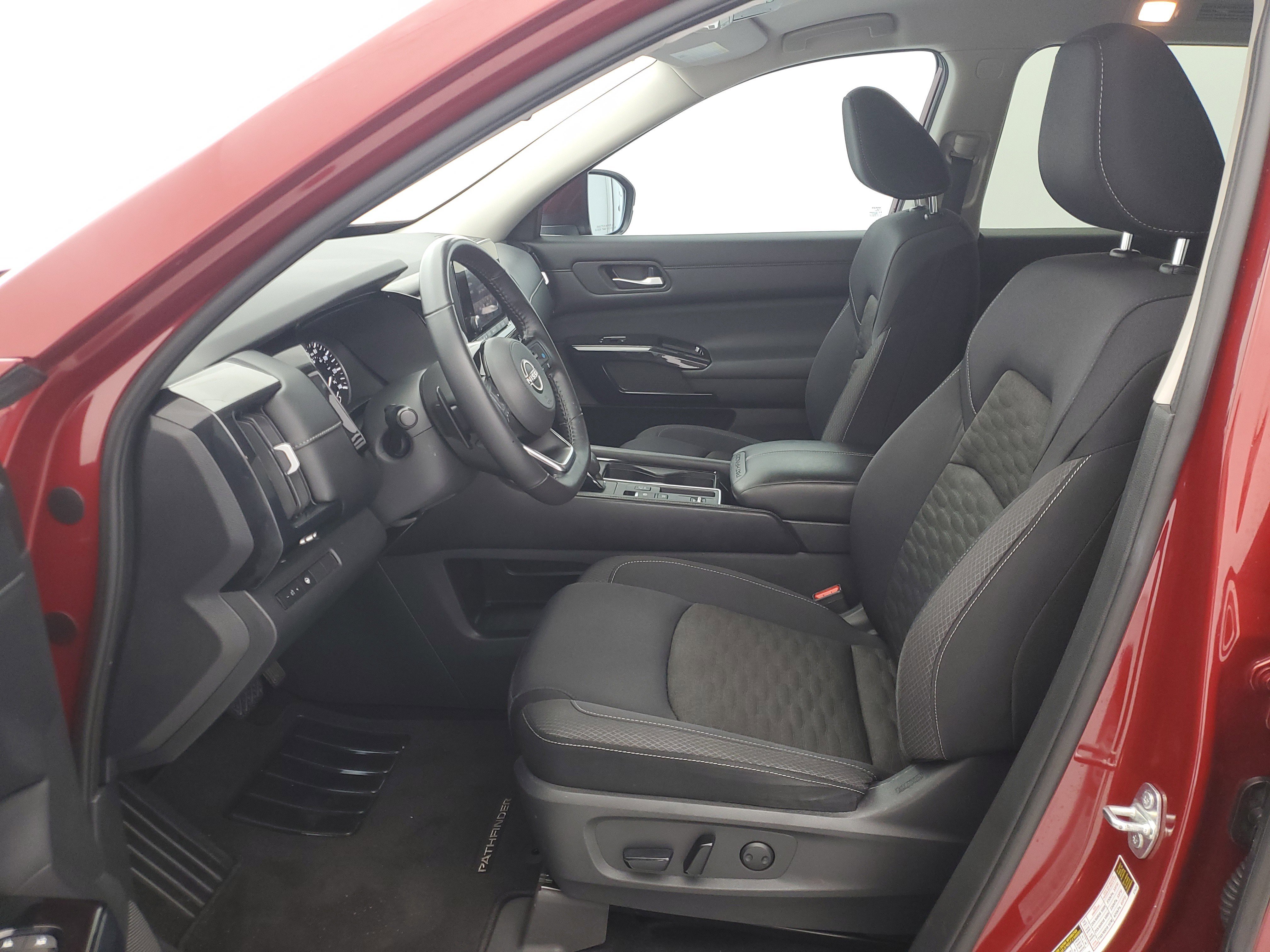 Used 2022 Scarlet Ember Tintcoat Nissan SV image 17