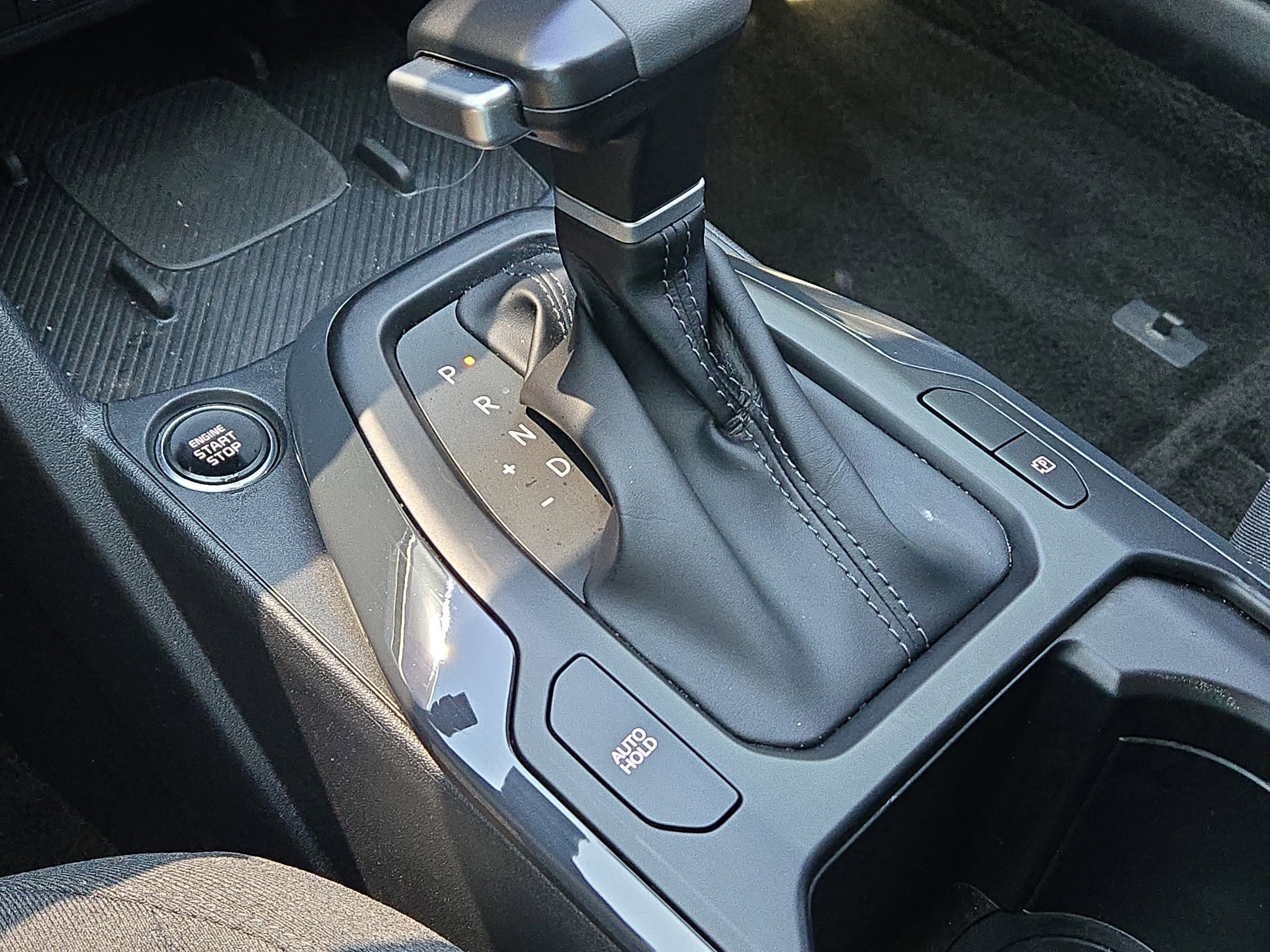 2025 Kia K4 EX - Photo 25