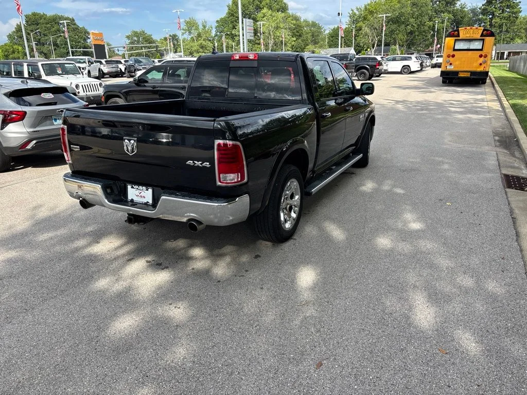Used 2016 Brilliant Black Crystal Pearlcoat Ram Laramie image 4