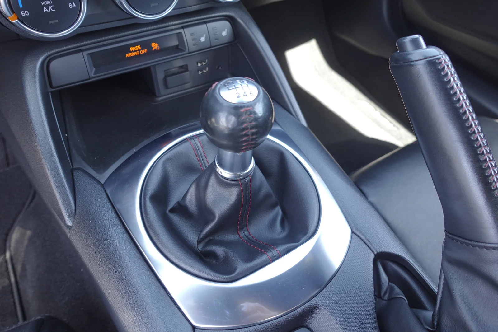 Used 2016 Blue Reflex Mica Mazda Grand Touring image 24