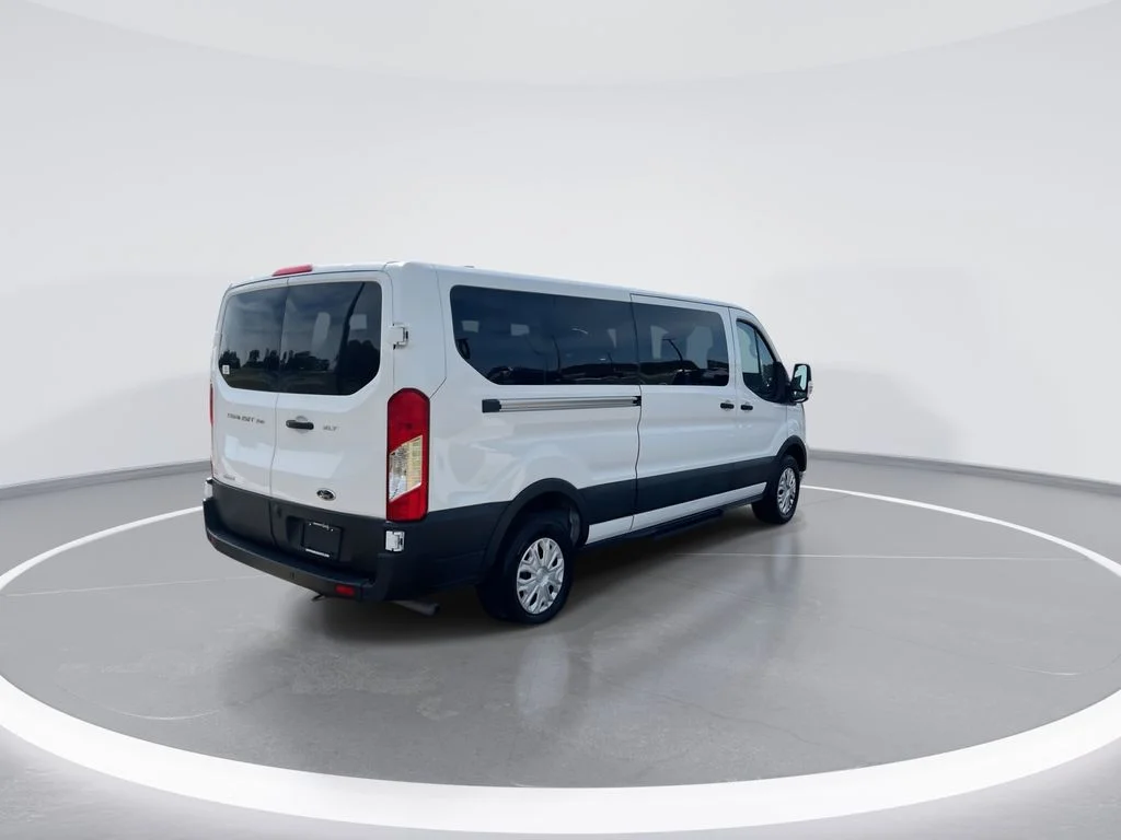 Used 2023 White Ford XLT image 8