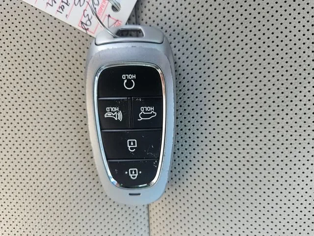 Used 2023 Gray Hyundai SEL image 28