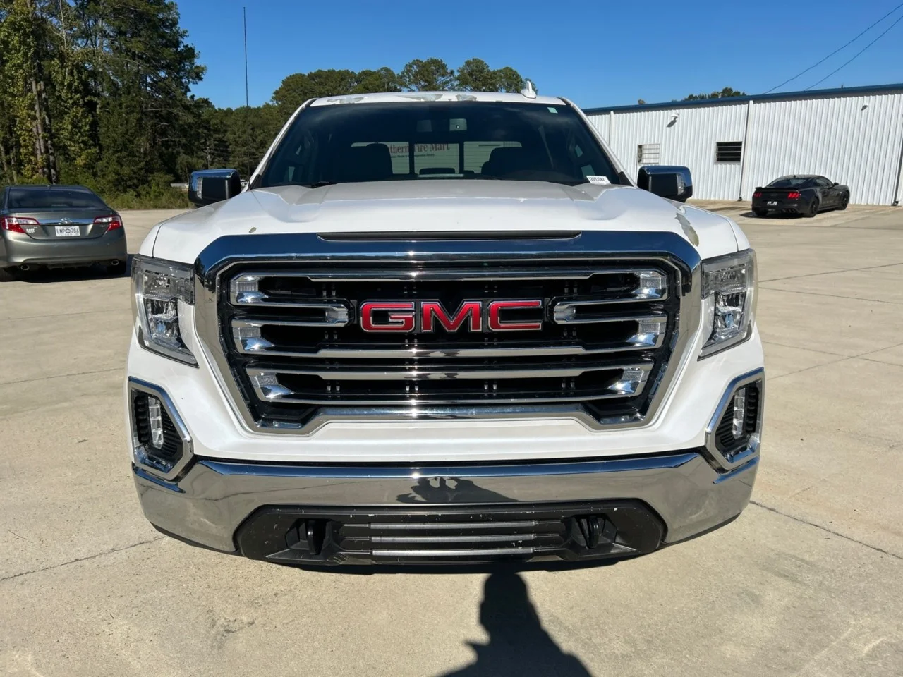 Used 2020 WHITE FROST TRICOAT GMC SLT image 5