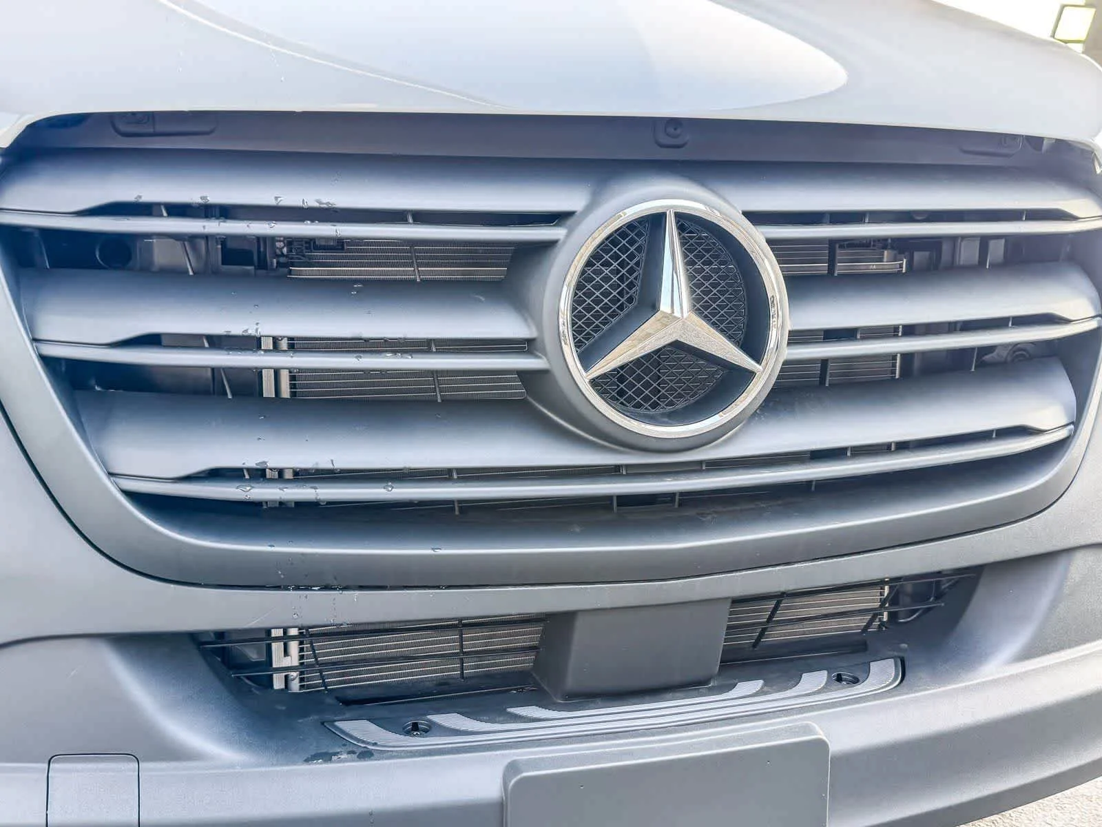 New 2026 Arctic White Mercedes-Benz Cargo 170WB High Roof RWD 2.0L I4 Diesel Turbo SO image 5