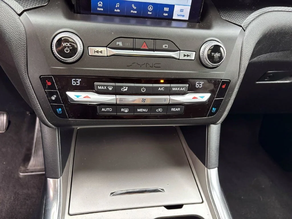 Used 2020 Magnetic Ford ST image 32
