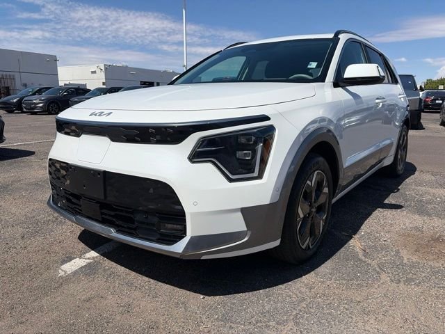 Used 2024 Kia Niro Wave with VIN KNDCT3L13R5087144 for sale in Albuquerque, NM