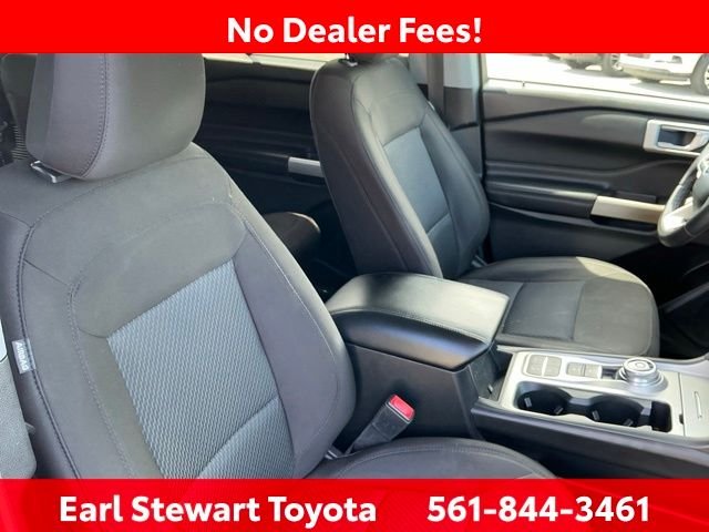 Used 2022 Gray Ford XLT image 41