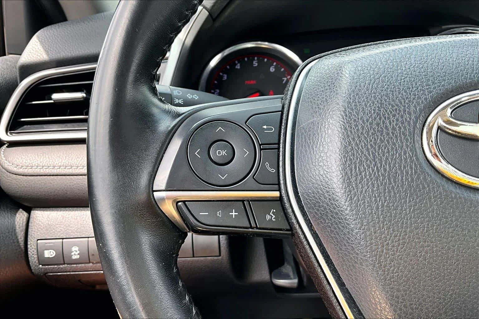 Used 2020 Celestial Silver Metallic Toyota XSE image 22
