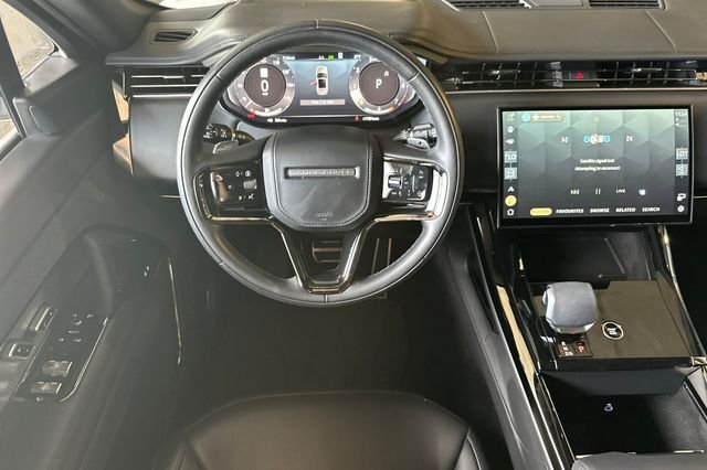 Used 2025 Gray Land Rover Dynamic SE image 13
