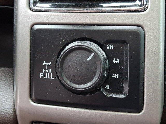Used 2020 White Ford King Ranch image 28